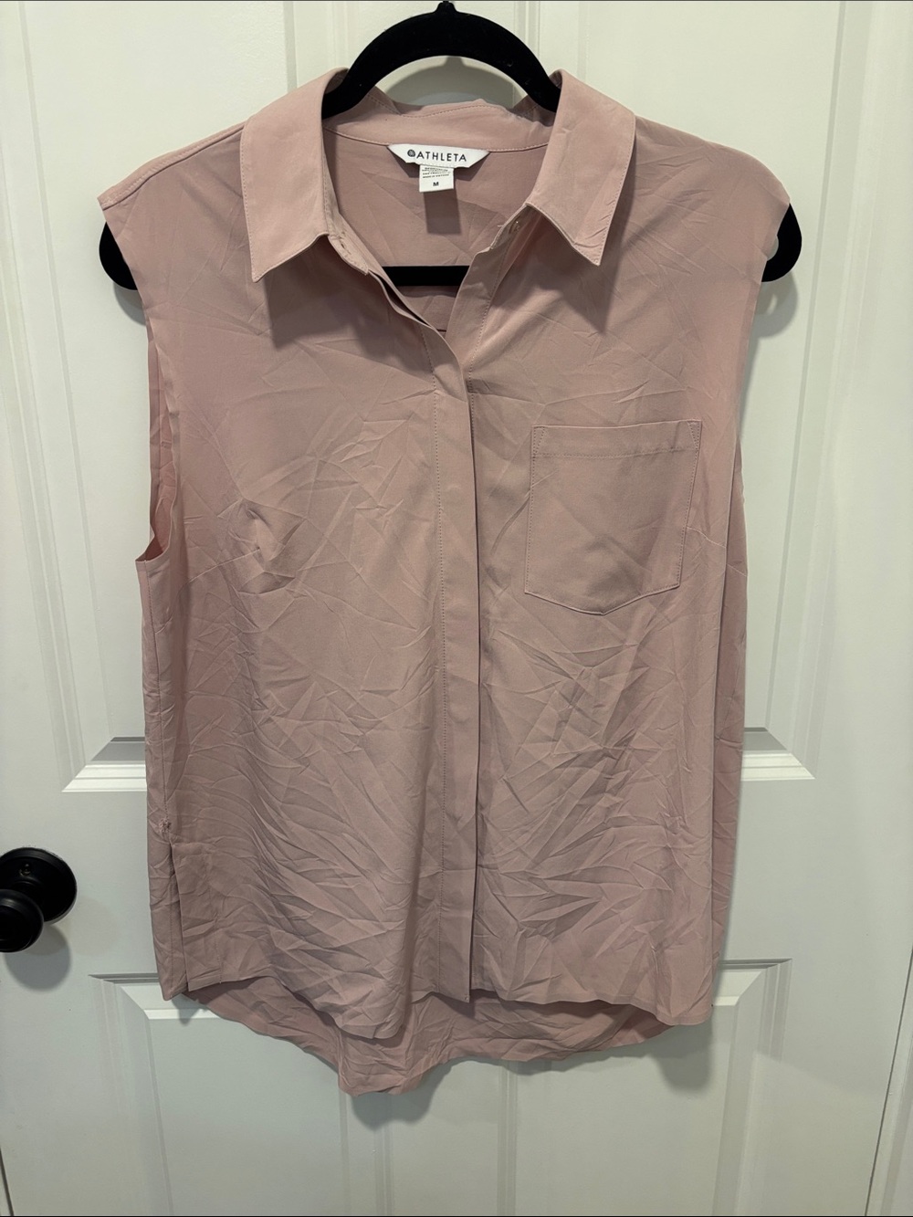 Athleta Blush Pink Sleeveless Collared Button Front Travel Top